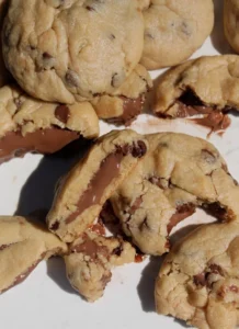 Nutella Stuffed Cookies