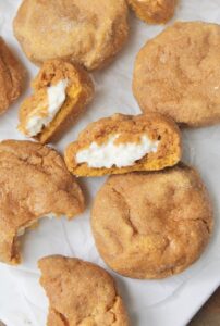 Pumpkin Cheesecake Cookies