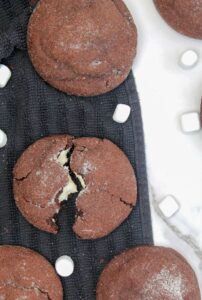 Hot Chocolate Cheesecake Cookies