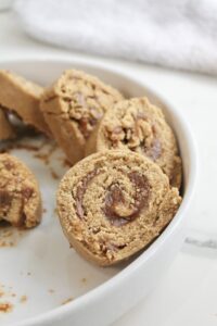 Vegan No-Bake Cinnamon Roll (inspired by Erewhon)